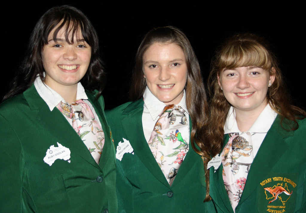 JETSETTERS: Warwick exchange students Ruby Doolan (Belgium), Molli Devine (Brazil), and Emma Gardner (USA). JETSETTERS: Warwick exchange students Ruby Doolan (Belgium), Molli Devine (Brazil), and Emma Gardner (USA).